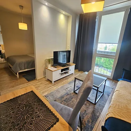 Centrum Rondo Onz 아파트